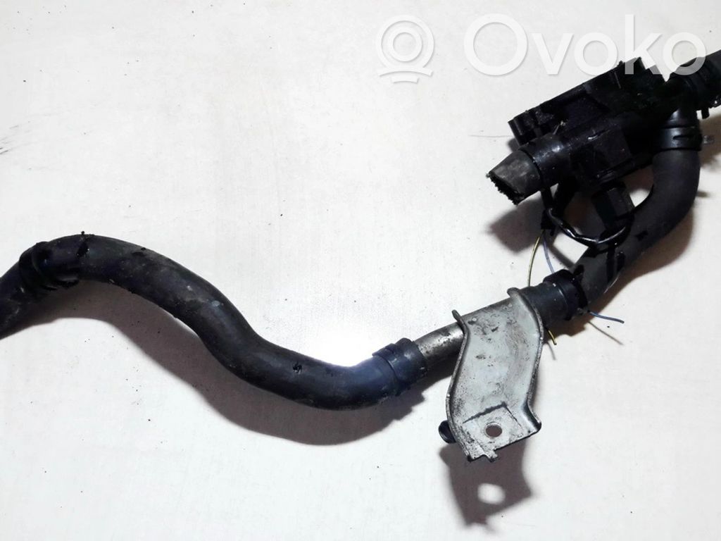 Nissan Qashqai+2 Tubo flessibile del liquido di raffreddamento del motore 
