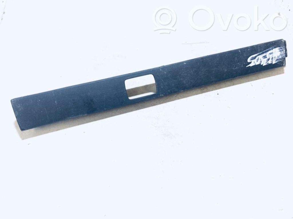 Toyota Avensis T270 Altra parte interiore