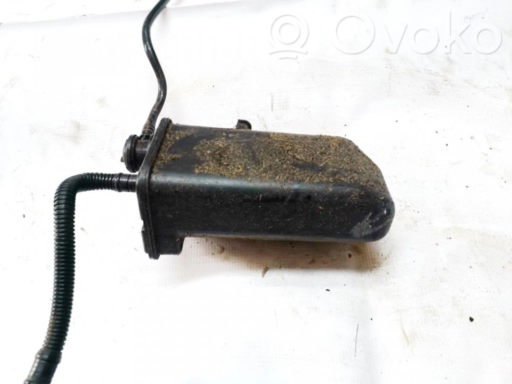 Volkswagen Jetta VI Filtr węglowy 