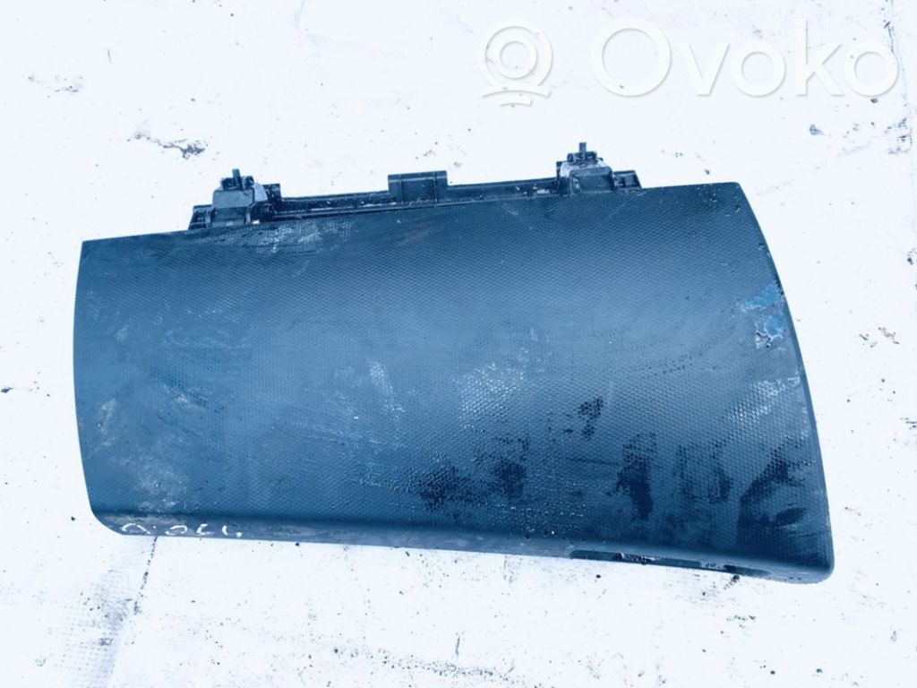 Mitsubishi Outlander Handschuhfach 