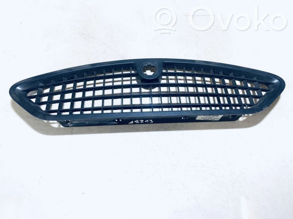 Ford Mondeo MK IV Etusäleikkö 