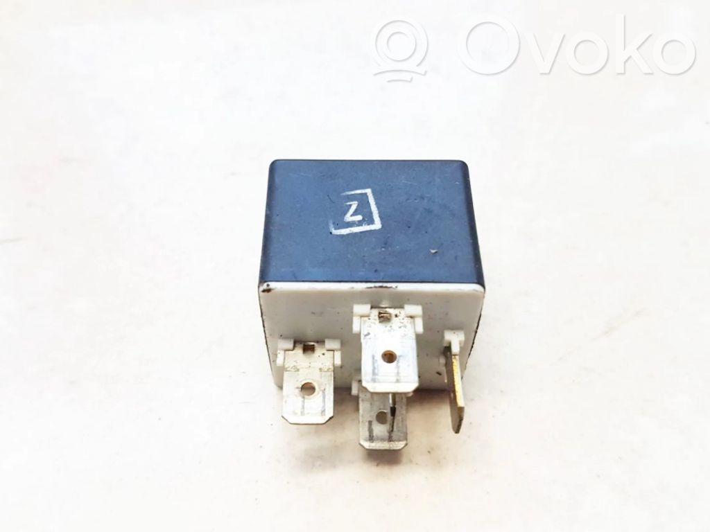 Altri relè   12V25A03501,12V25A03501
