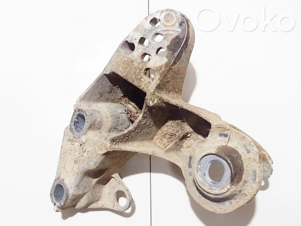 Łapa / Mocowanie silnika   4B0199351A,4B0199351A