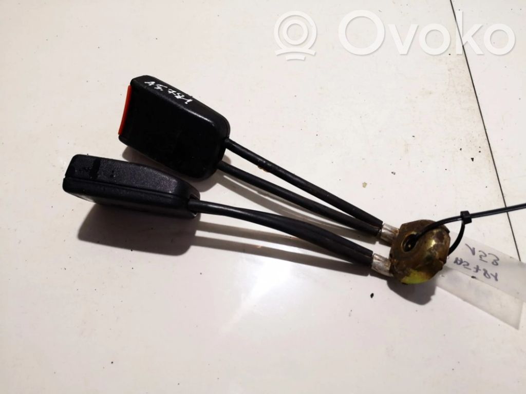 Audi 80 90 B3 Închizătoare centură siguranță mijloc (spate) 