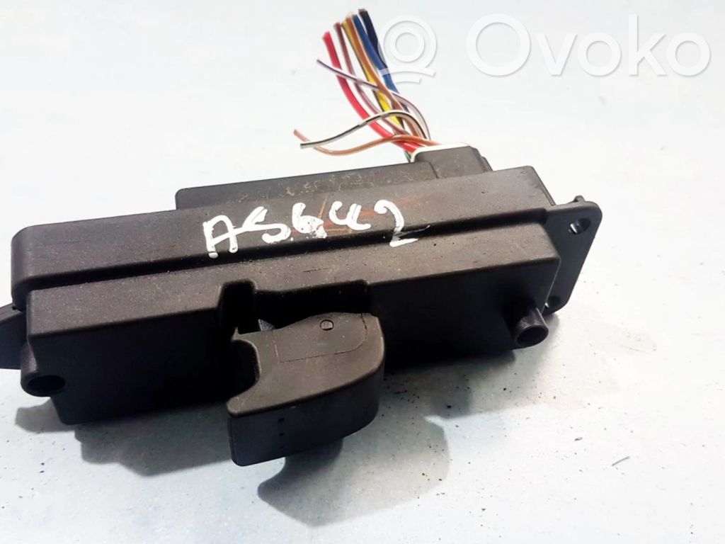 Mazda 3 I Electric window control switch 