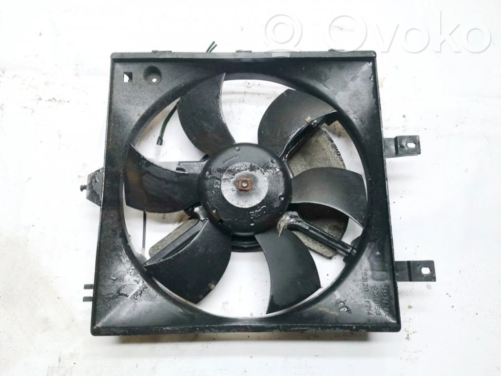 Nissan Primera Lüfterzarge 