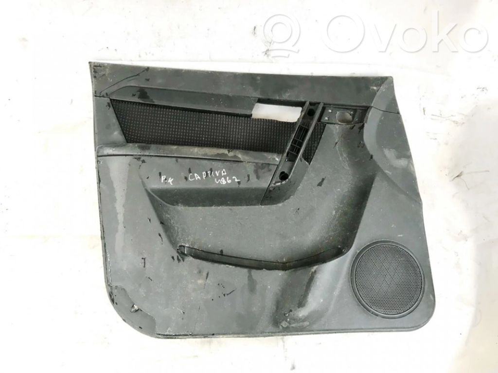 Chevrolet Captiva Rivestimento del pannello della portiera anteriore 