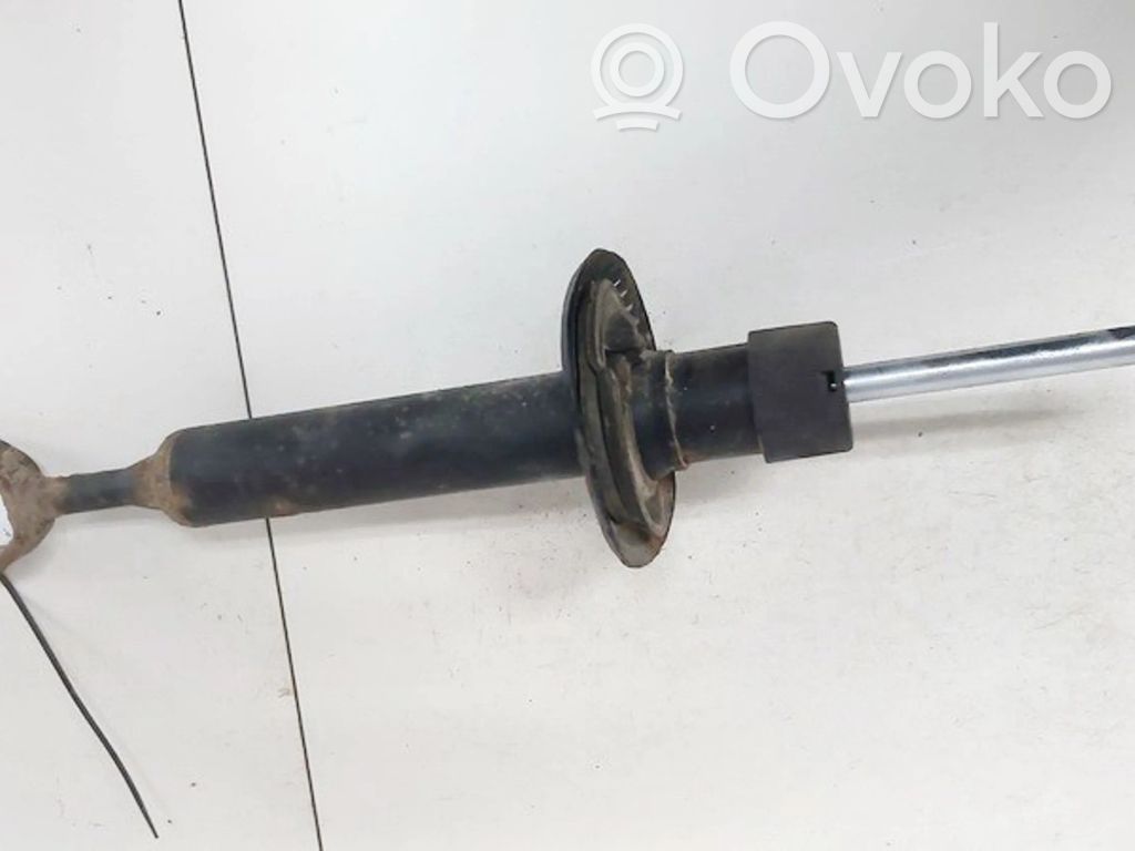 Volkswagen PASSAT B5 Amortyzator przedni 
