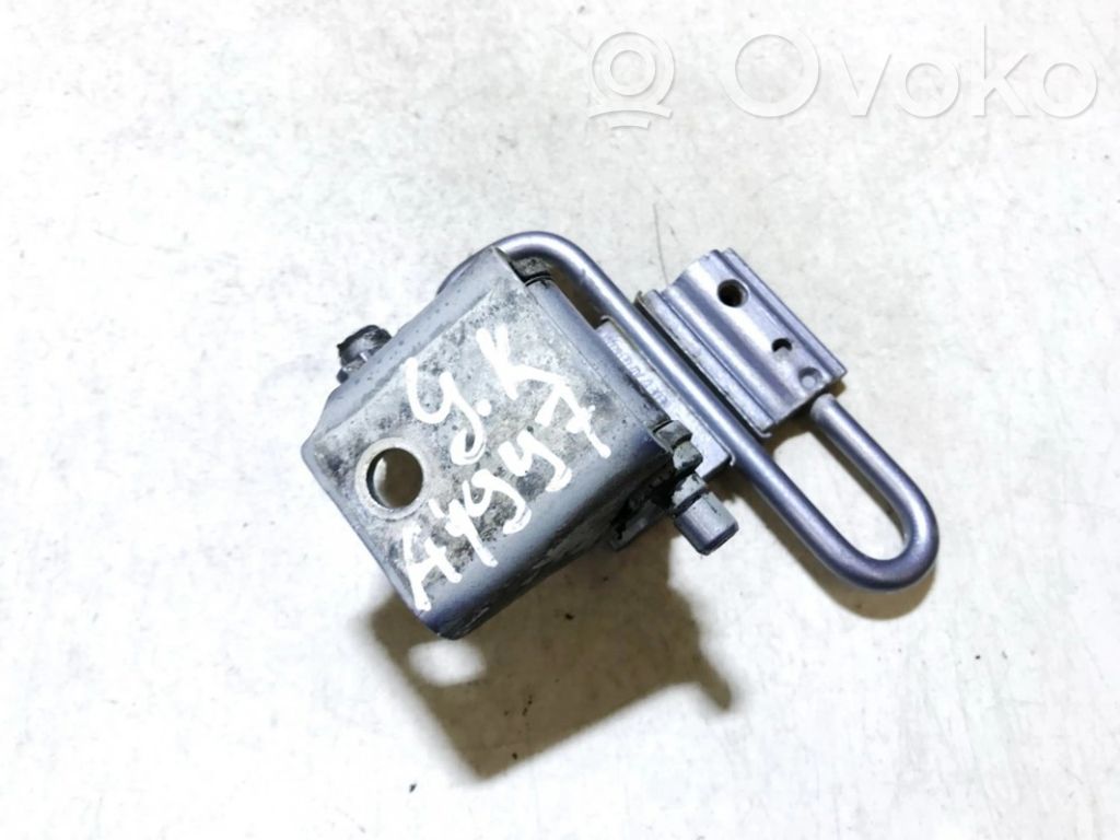 Audi A6 S6 C6 4F Cerniera inferiore della portiera posteriore