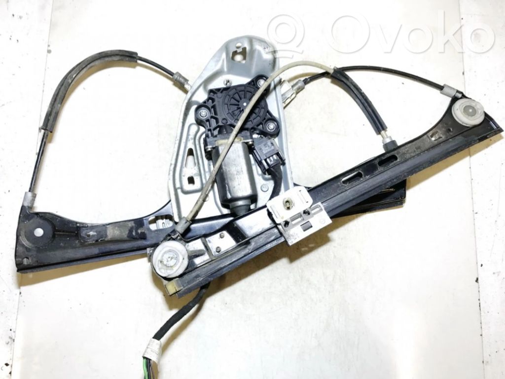 Mercedes-Benz C W203 Alzacristalli del portellone scorrevole con motorino 