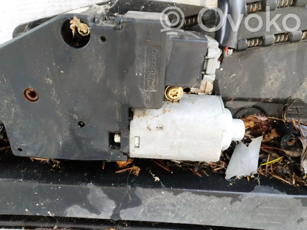 Nissan Micra Moteur / actionneur 