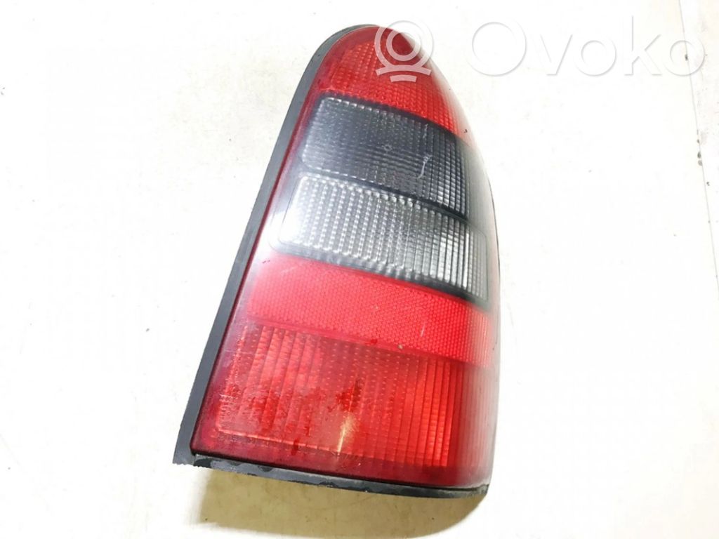 Opel Vectra B Luci posteriori 