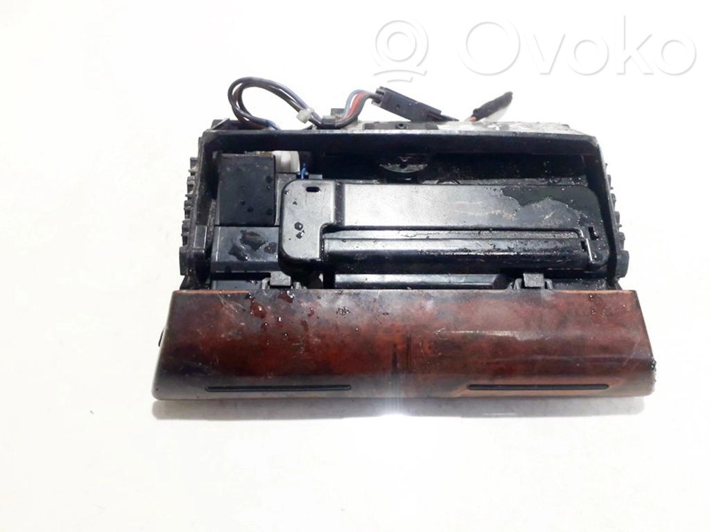 Posacenere auto   4B0857951,4B0857951