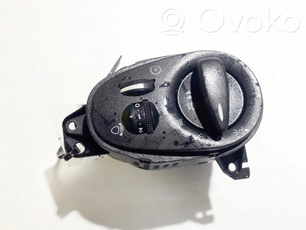 Ford Focus Light switch 