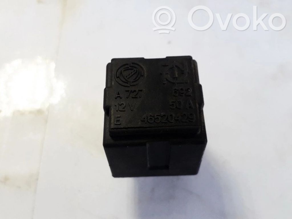 Fiat Punto (188) Muu rele 
