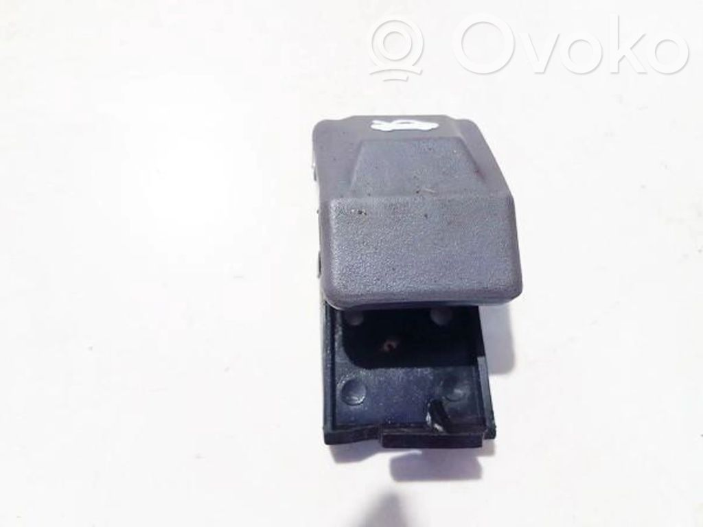 Hyundai Trajet Manetă capotă 