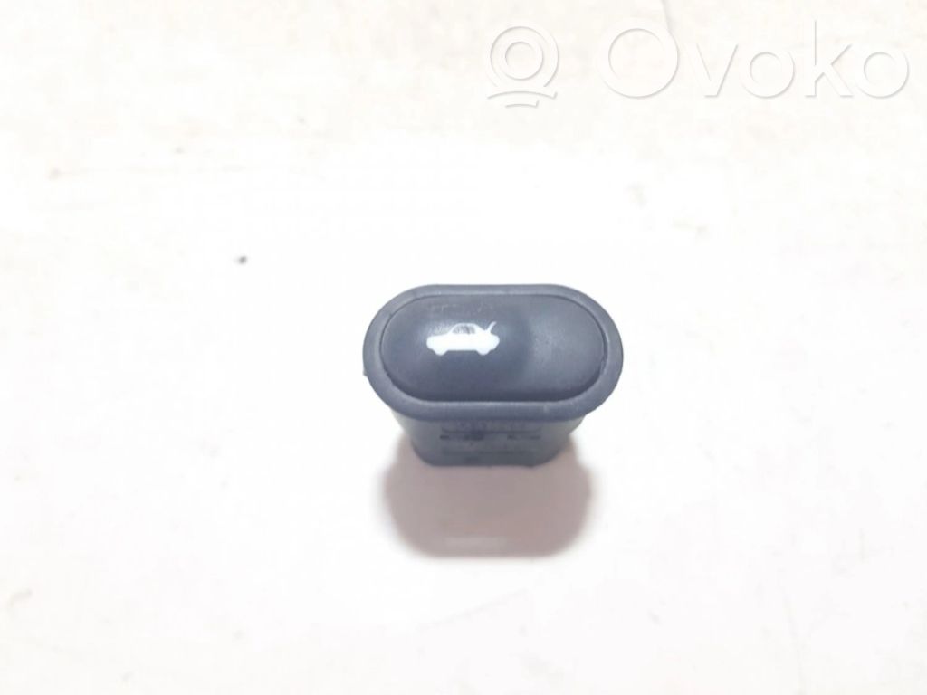 Mercury Cougar VIII Tailgate opening switch 