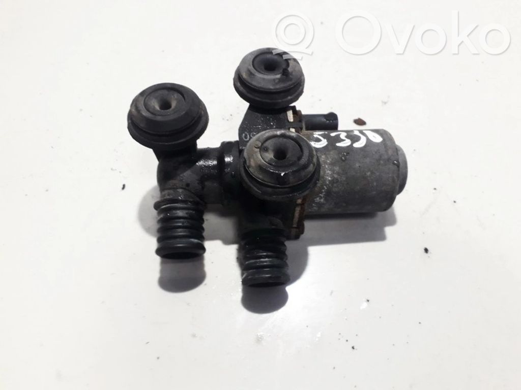 BMW 3 E46 Valvola di regolazione del liquido di raffreddamento e del riscaldatore