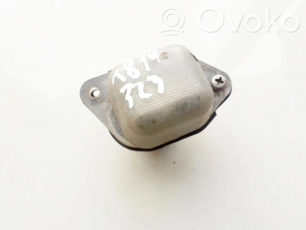 Kennzeichenbeleuchtung   E135003,E135003