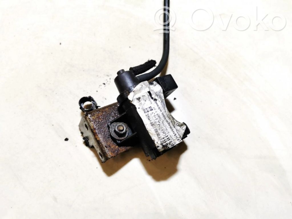 BMW 3 E90 E91 Zawór podciśnienia / Elektrozawór turbiny 