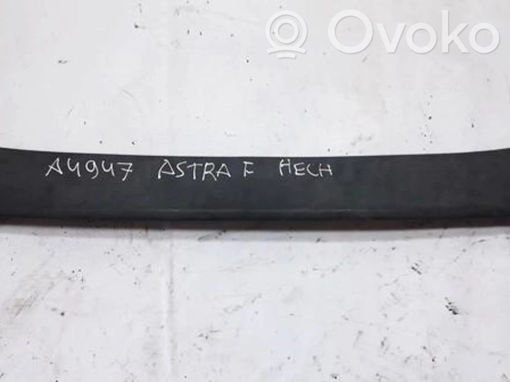 Opel Astra F Alerón trasero/maletero 