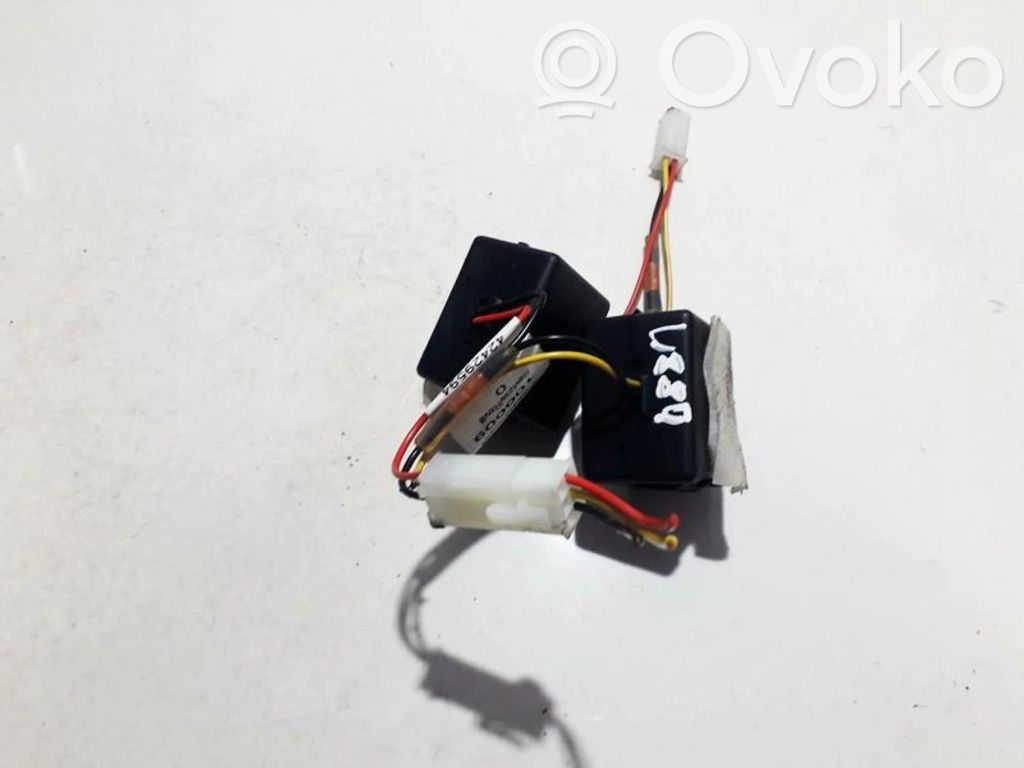 Toyota Corolla Verso AR10 Altra parte esteriore 