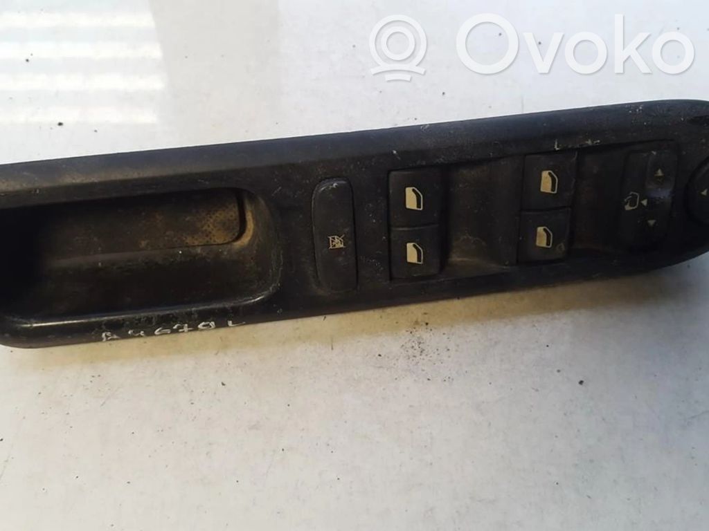 Peugeot 407 Comutator comandă geamuri electrice