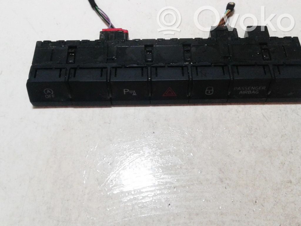 Botón interruptor de luz de peligro   565927132AK,03498800302,03498800302,565927132AK
