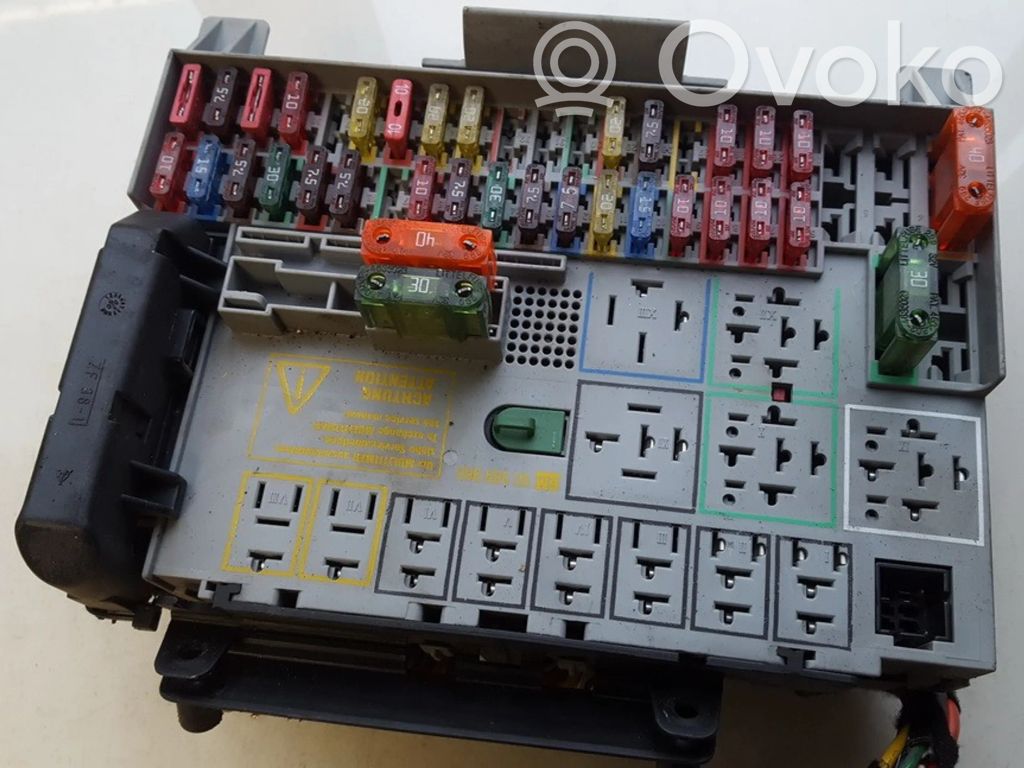 Opel Zafira A Set scatola dei fusibili 