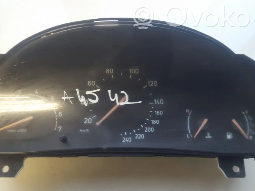 Saab 9-5 Speedometer (instrument cluster) 