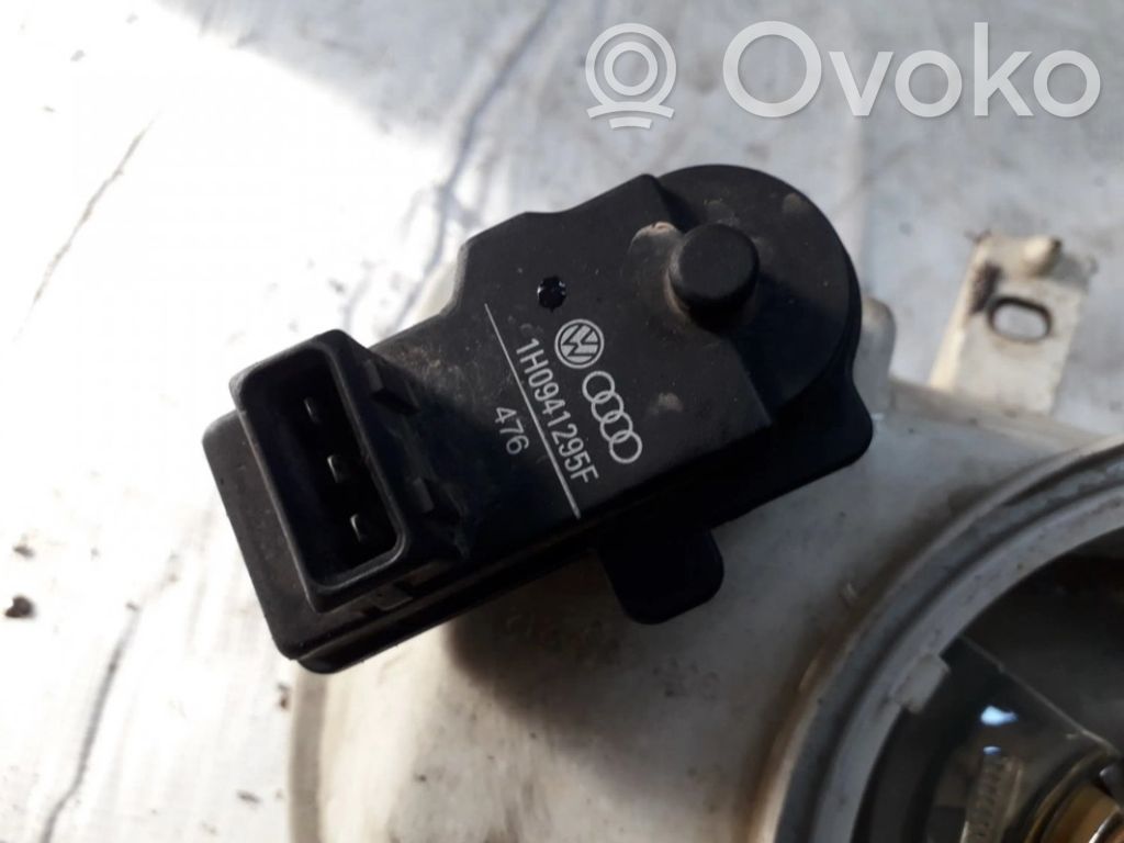Volkswagen Golf III Motorino di regolazione assetto fari