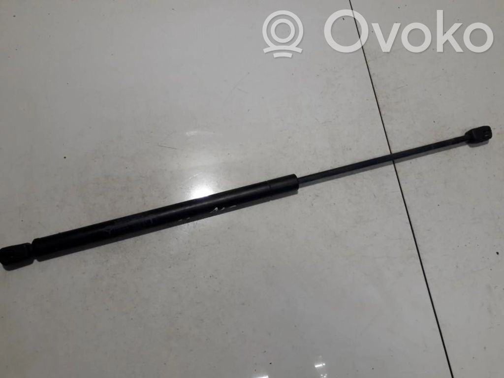 Mercedes-Benz A W168 Vérin de capot arrière