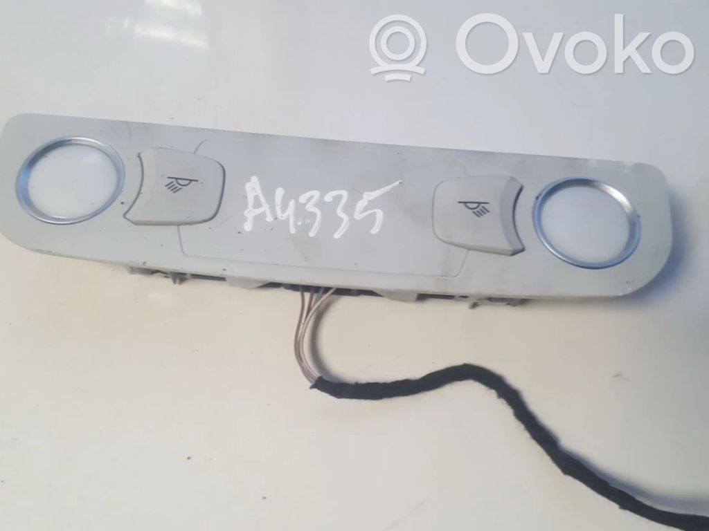 Audi A6 S6 C6 4F Lampă scaun spate 