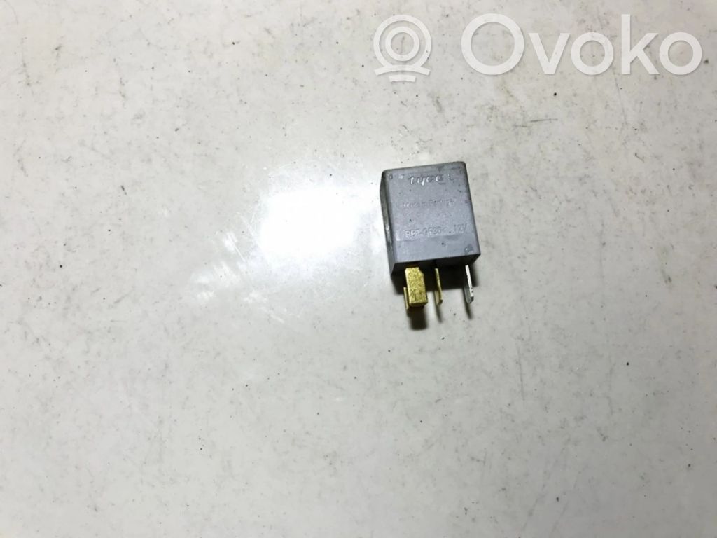 Toyota Corolla Verso AR10 Altri relè