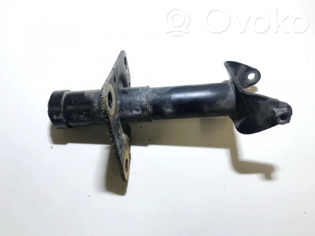 Volkswagen PASSAT B5 Staffa di rinforzo montaggio del paraurti anteriore 