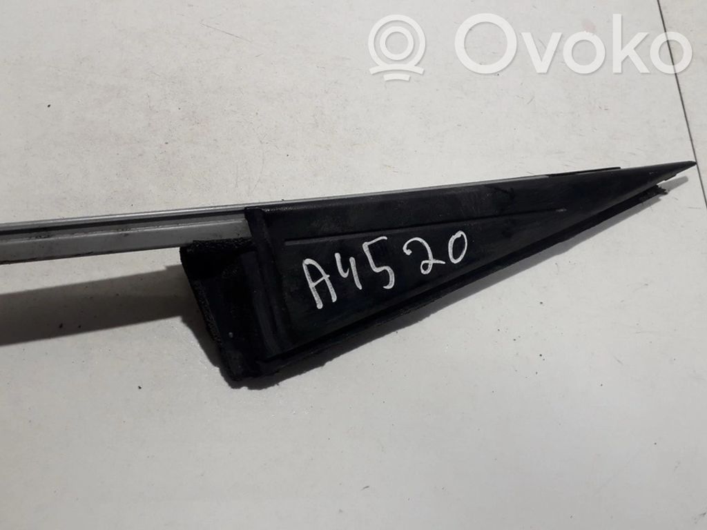 Toyota Corolla Verso AR10 Altra parte interiore