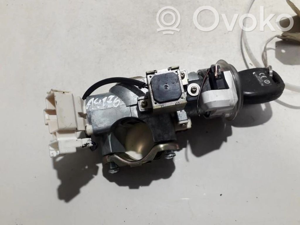 Subaru Outback Contact aprindere