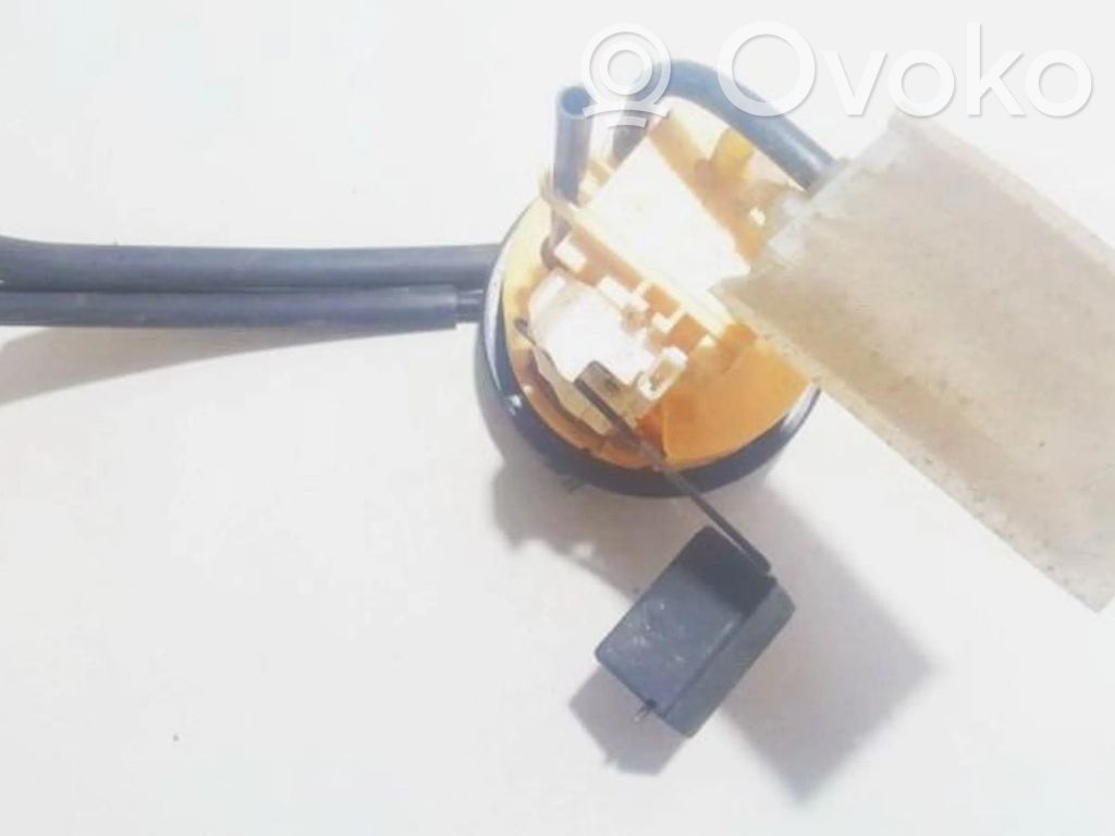 Toyota Corolla Verso AR10 Capteur niveau de carburant