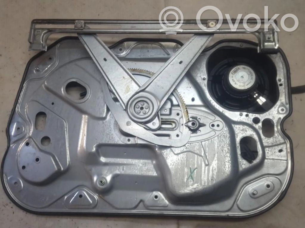 Ford Kuga I Alzacristalli del portellone scorrevole con motorino