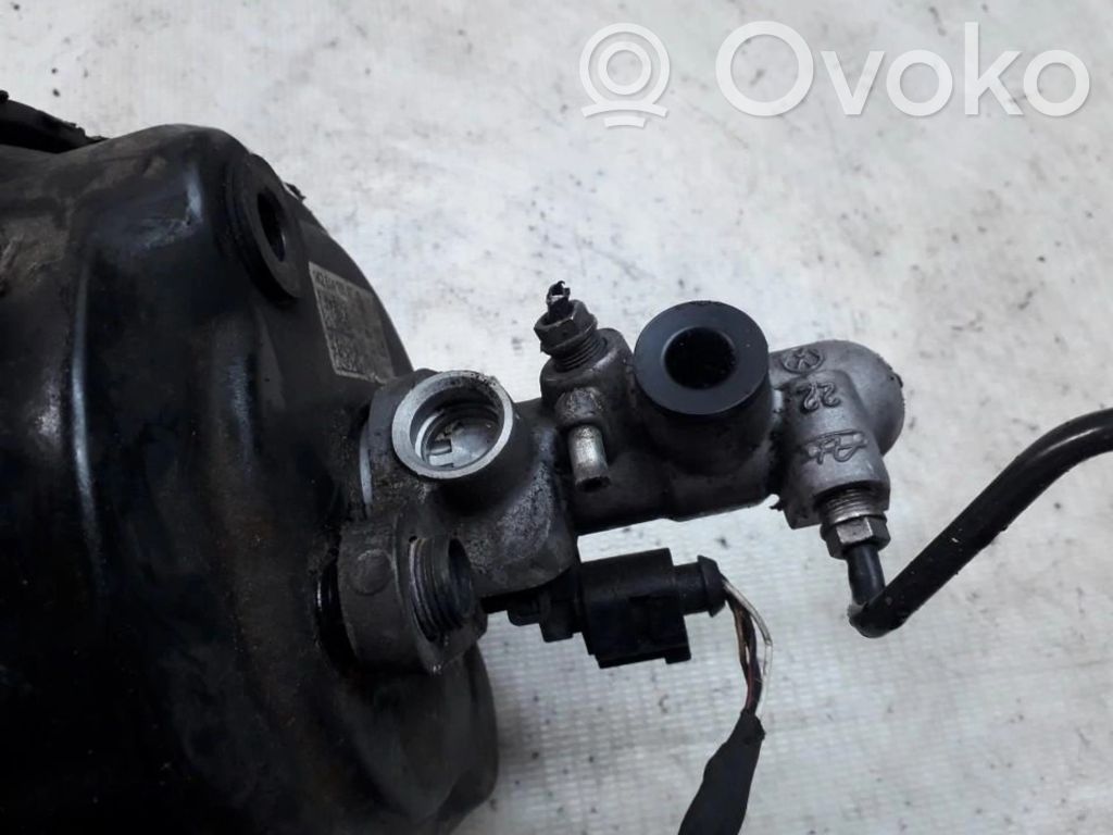 Volkswagen Golf V Cilindro del sistema frenante
