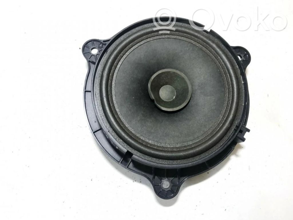 Nissan Qashqai Verkleidung Lautsprecher seitlich