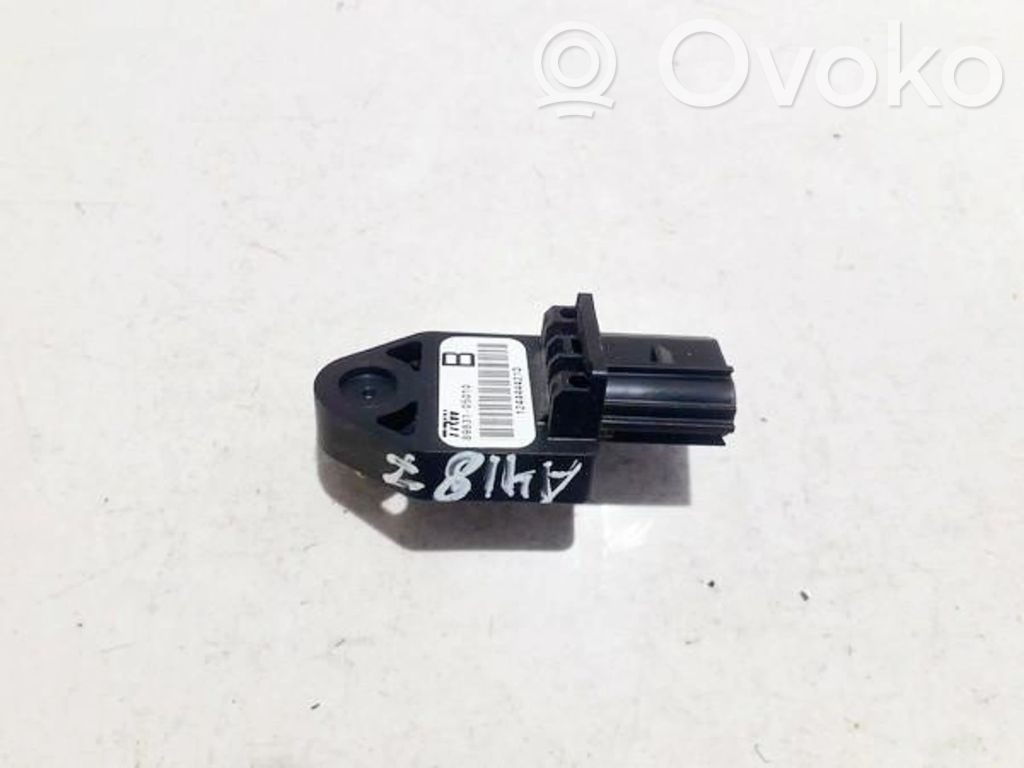 Toyota Avensis T250 Senzor impact/declanșare airbag 