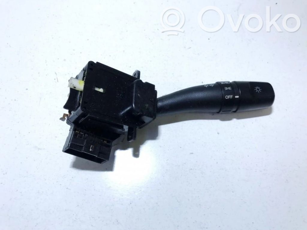 KIA Cerato Suuntavilkun vipu 