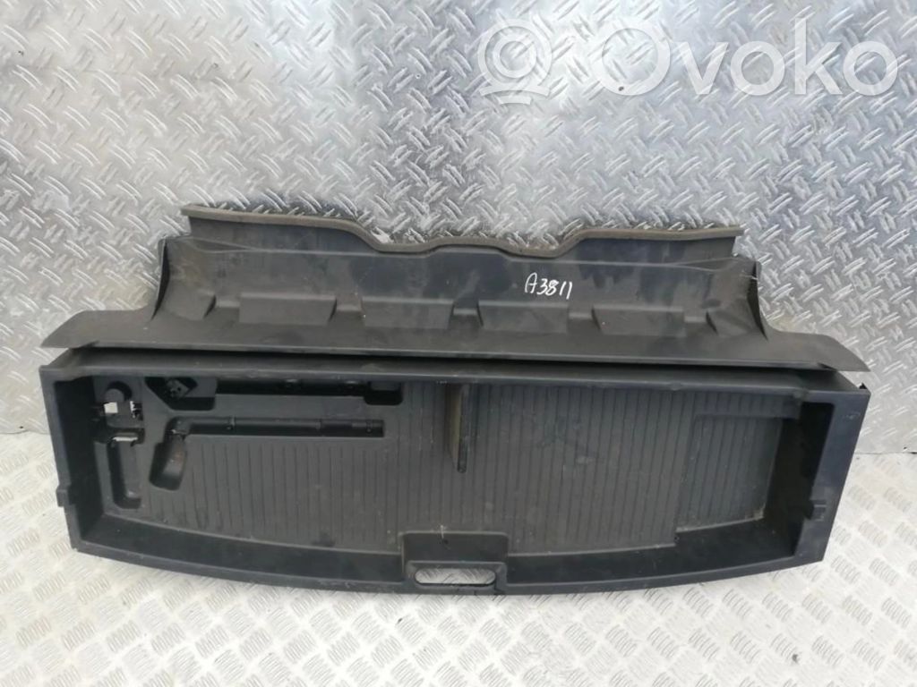 Mazda 5 Mochetă portbagaj 
