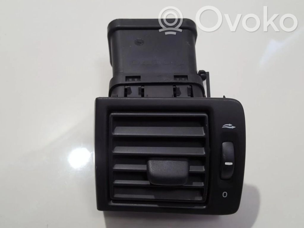 Volvo V50 Copertura griglia di ventilazione laterale cruscotto 
