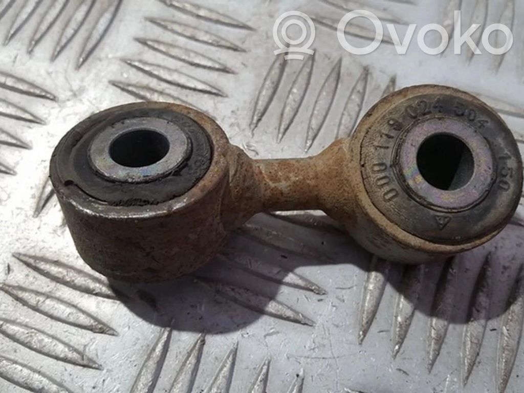 Audi A8 S8 D3 4E Łącznik stabilizatora przedniego 
