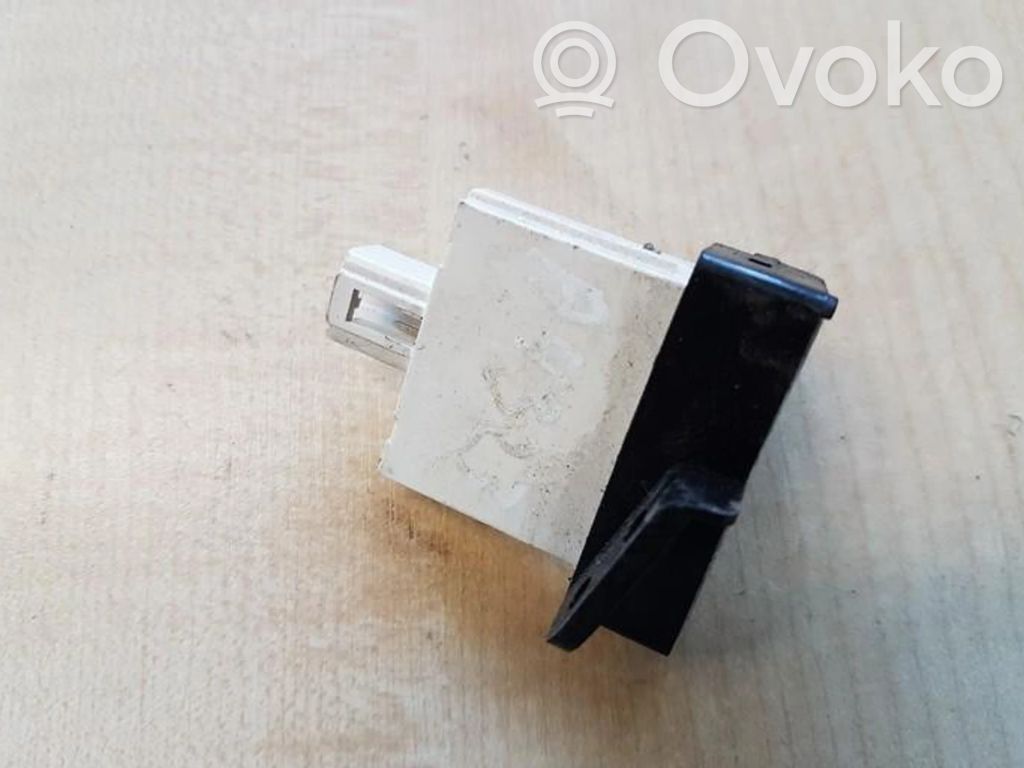 Muu ulkopuolen osa   R3311,R3311