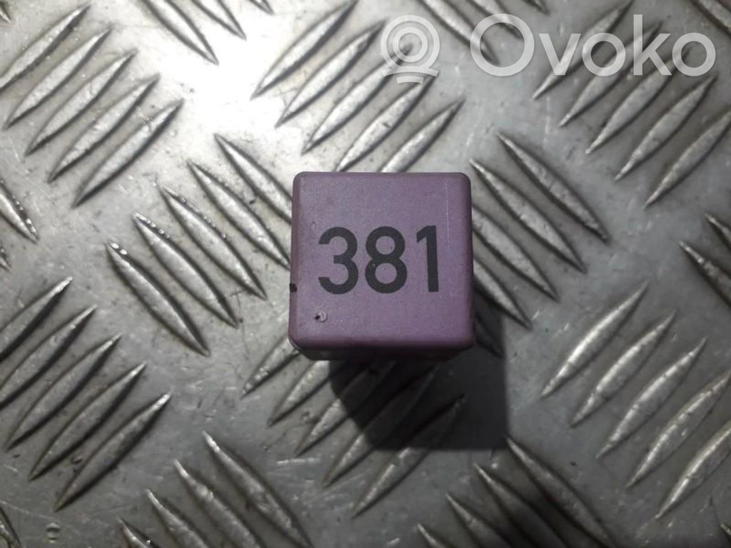 Muu rele   899516000,431951253G,431951253G,899516000