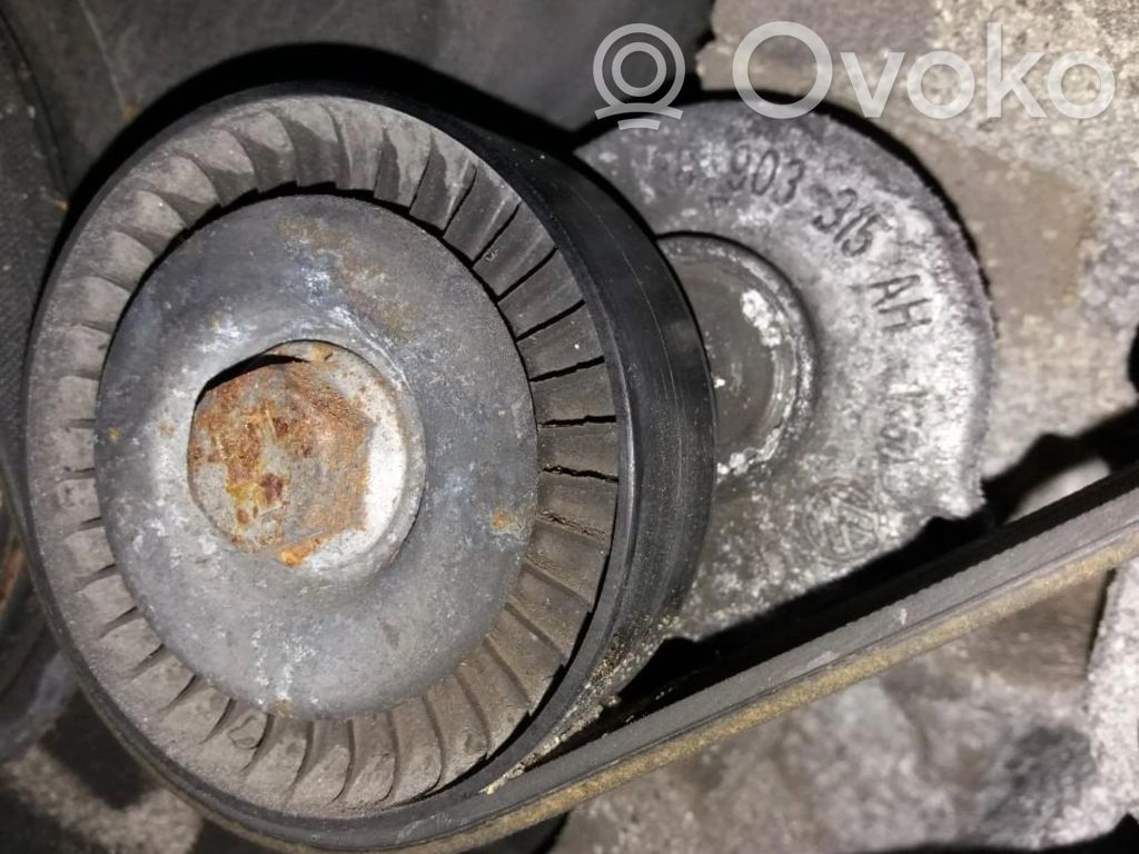 Audi A4 S4 B8 8K Întinzător curea generator/alternator 