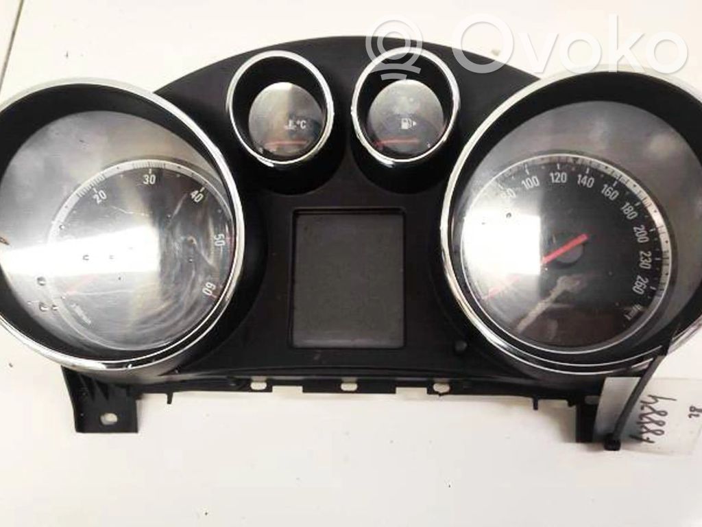 Opel Insignia A Nopeusmittari (mittaristo) 